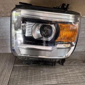 🇺🇸 2014-2019 GMC SIERRA 1500 2500HD 3500HD LEFT DRIVER HEADLIGHT Non LED - Picture 1 of 8