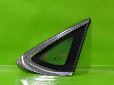 15 16 17 CHRYSLER 200C PASSENGER RIGHT REAR QUARTER GLASS OEM 4361-81 - Image 1 of 4
