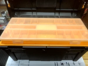  Werkzeugkoffer aus Kunststoff - Bild 1 von 8