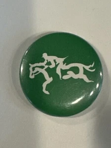 JOCKEY RACEHORSE PIN/BUTTON GREEN - Picture 1 of 5