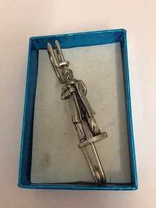 Charles Darwin VIDA Kilt Pin Bufanda / Broche Pin Estaño Emblema 3" 7,5 cm - Imagen 1 de 1