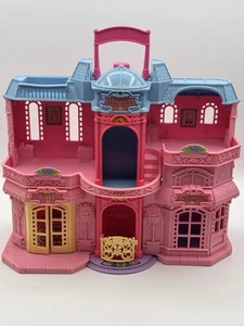 Vintage Fisher Price 2001 Hotel Boutique Loving Family Sweet Streets w/Elevator - Picture 1 of 16