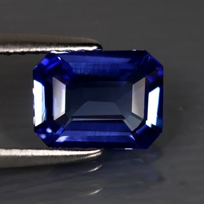 1.27 ct Superb Emerald Cut (8 x 6 mm) Tanzania Bluish Violet Tanzanite Gemstone - Image 1 of 2