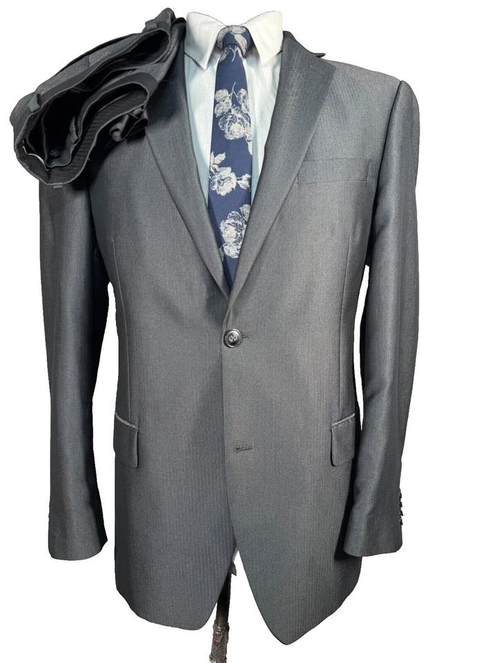 APT. 9 Mens Silver Gray HERRINGBONE Flat Front 2pc Suit 40R Jacket 34x30 Pant - Image 1 of 4
