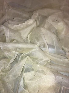 1 mtr soft pale yellow diamante,tutu,decoration,bridal tulle net fabric.45”’wide - Picture 1 of 4