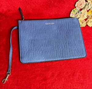 Blaue Clutch von Calvin Klein - Bild 1 von 9