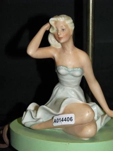 Goebel Archiv-Figur, Lampenstiel Lampe mit Porzellanfrau, Schaubach Kunst - Picture 1 of 1