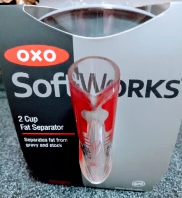 OXO Soft Works 2 Cup (500 ml) Fat Gravy Separator BPA Free Plastic Silicone - Image 1 of 3