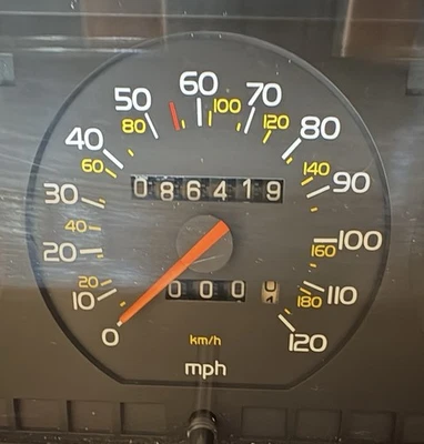 Cuadro de instrumentos velocímetro Volvo 740 760 1983-1989 turbo OEM poco kilometraje Foto 1 de 4