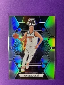 Nikola Jokic 2022/23 Panini Mosaic Silver Prizm Nuggets No.168 - Bild 1 von 2