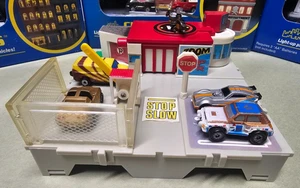 Vintage Micro Machines ⭐ Travel City ⭐ Express Freight ⭐ + Extras - Picture 1 of 4