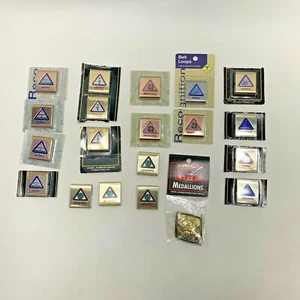 Lote de 20 Cub Boy Scout Skill Awards Mérito Logro Cinturón Lazo - Imagen 1 de 8