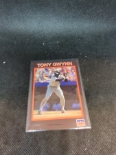 1990 Starline Long John Silver's - #29 Tony Gwynn