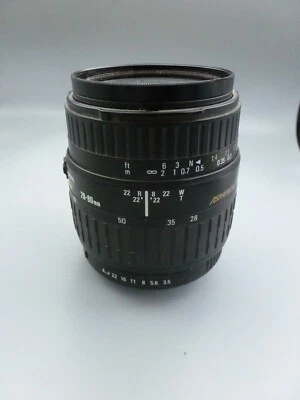 Sigma zoom 28-80mm f3.5-5.6 macro lens for Pentax AF -99 - Image 1 of 2
