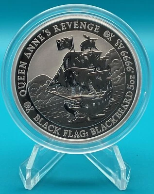 2019 TUVALU BLACK FLAG QUEEN ANNES REVENGE 5OZ .999 SILVER COIN - Image 1 of 4