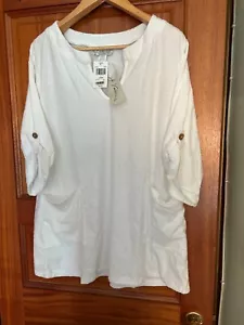 J. Valdi Coverup, White, Large, 2 Pocket, Brand New With Tags - Picture 1 of 3
