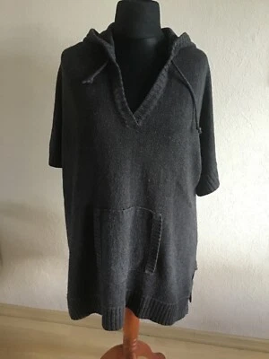 langer Strickpulli - C&A - Größe 44/46 - Kapuze, Tasche, Schlitz, Kurzarm - Bild 1 von 4