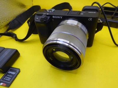 Sony Alpha a6300   18-55mm OOS  Lens Kit Black With 2x Battery ONLY 3562 SHOTS - Image 1 of 4