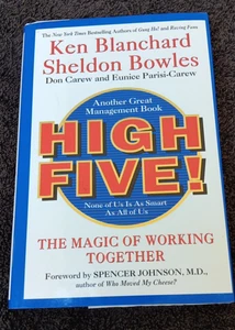 High Five! Management 1st Edition Hardcover Book by Ken Blanchard Sheldon Bowles - Imagen 1 de 5