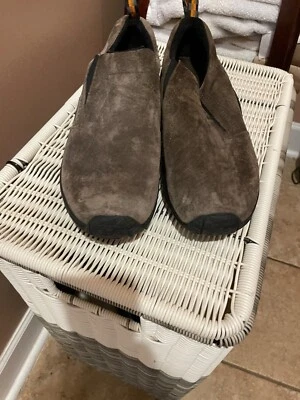 Mocasín sin cordones Merrell Jungle Moc gris gamuza cómodo informal sin cordones para hombre 11,5 Foto 1 de 4