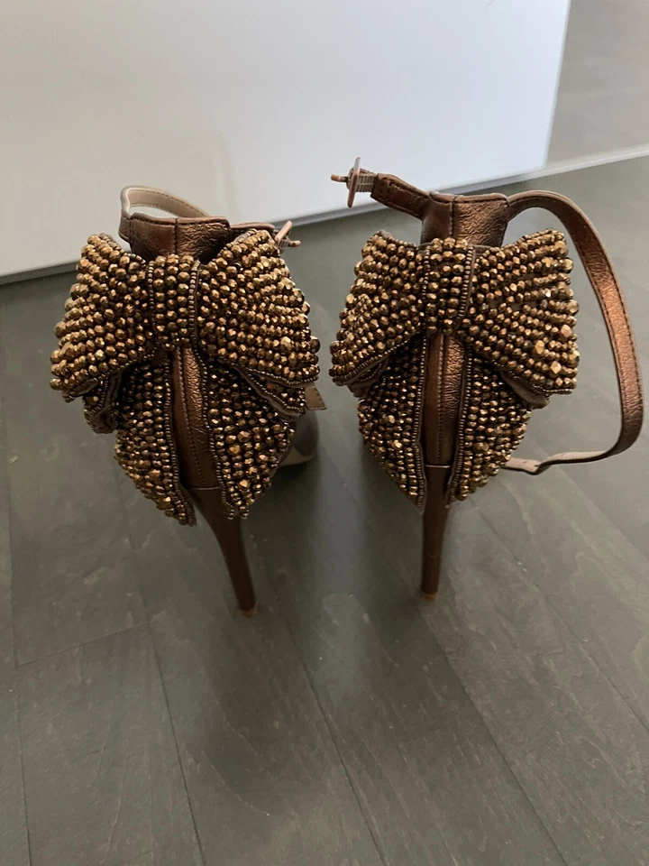 Zapatos de salón INC Concepts para mujer Kaison con moño de noche marrón metal cristal 7,5 Foto 1 de 4