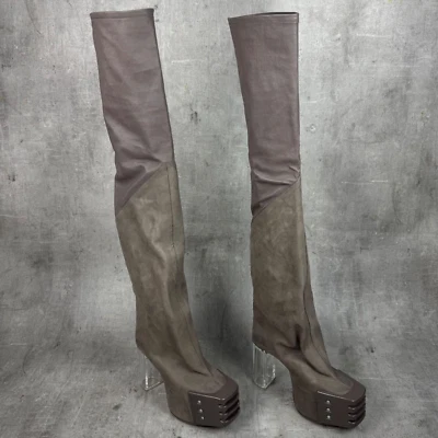 RICK OWENS Oblicuas Muslo Alto Beso Tacones Parrilla Biselado Polvo Plataforma Botas Foto 1 de 4