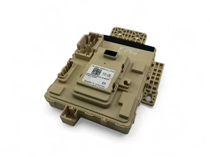 F756 KIA Fuse Box 91960-A8390 - Picture 1 of 4
