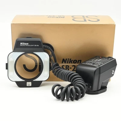 Nikon SB-29s Speedlight Ring Light/Macro Flash #008 - Image 1 of 4