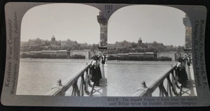 El Palacio de Buda desde el puente de Szechonyi Hungría Stereoview #32 - Imagen 1 de 3