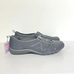 Skechers Women’s Wide Fit Breathe Easy Memory Foam Slip On Sneaker Size 8.5 W - Picture 1 of 11