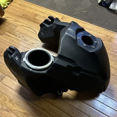 2007-2009 BMW R1200GS Gas Fuel Tank Petrol Reservoir OEM  - Image 1 of 4
