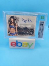 2015 Topps WWE Undisputed Attitude Relics Nikki Bella #UAR-NB Auto MNT 8.0 GRADE