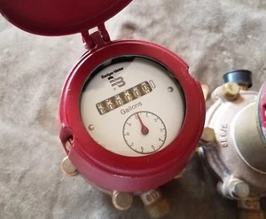 NOS Badger 5/8 SC Gallonen Messing Meter Durchflussrate 10 mit Metalldeckel Top - Bild 1 von 3