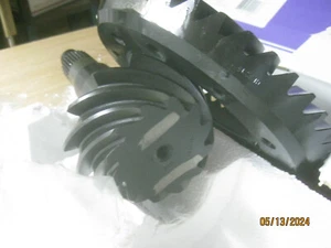 NEW 3.73 GM 10 BOLT 8.5 Ring Pinion posi GEAR TRUCK CUTLASS Monte Carlo CAMARO - Picture 1 of 19