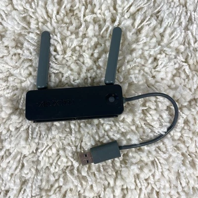 Adaptador de red inalámbrico N oficial OEM Xbox 360 WiFi antena doble modelo 1398  Foto 1 de 3