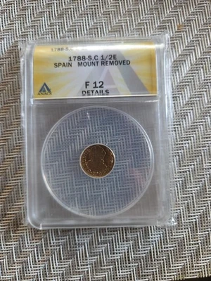 1788-S,C 1/2E Spain Gold Half Escudo ANACS F 12 Details - Image 1 of 4