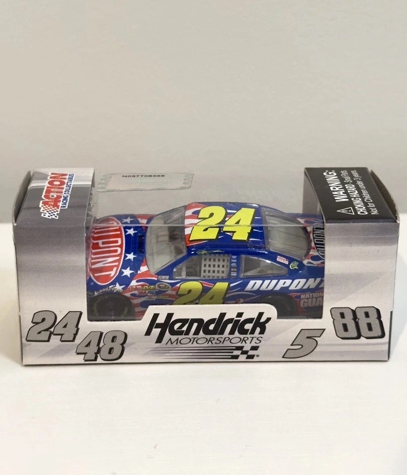 2010 Jeff Gordon #24 DuPont/Honoring Our Soldiers 1/64 Scale COT NASCAR Diecast - Image 1 of 3