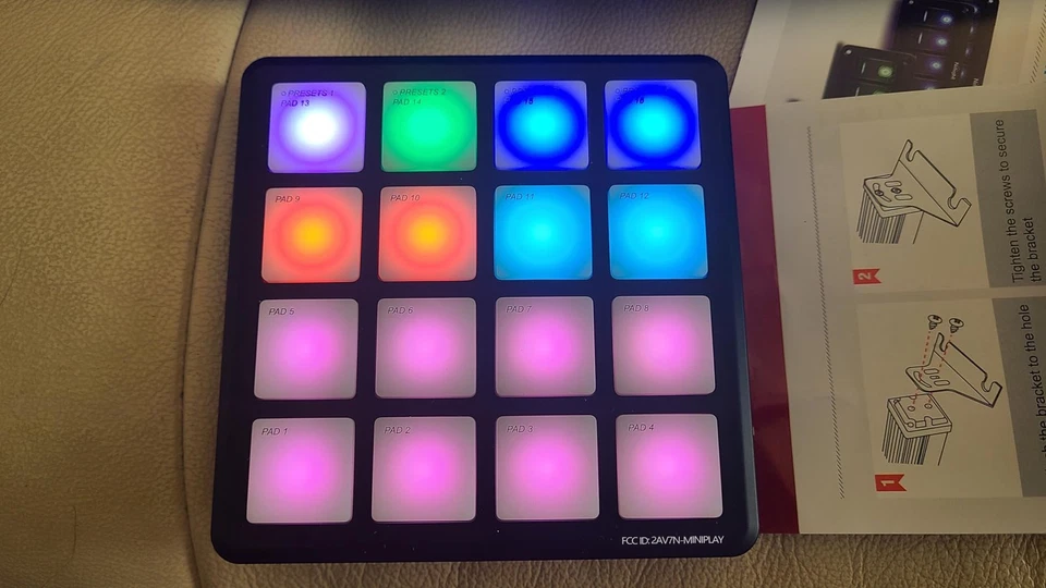 Donner STARRYPAD MINI USB-MIDI-Controller mit 16 LED Pads, Musiksoftware, Kursen - Bild 1 von 4