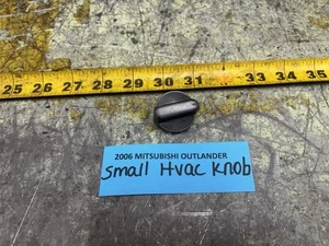 2003-2006 OUTLANDER HVAC Control Small Knob - Picture 1 of 12