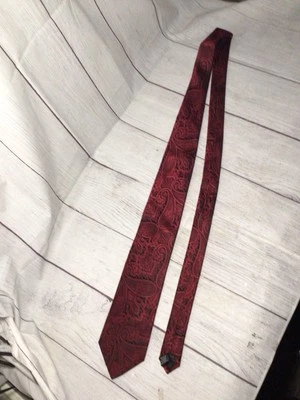 Corbata de seda cachemira roja y negra de Wembley para hombre Foto 1 de 4