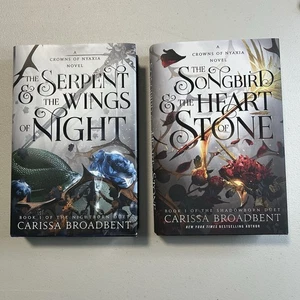Crowns of Nyaxia Serie 2 Buchset (gebunden) Shadowborn Nightborn - Broadbent - Bild 1 von 11