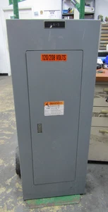 💥SQUARE D 225 AMP MAIN LUG PANELBOARD 3Ø 4W 208Y/120 VAC 42 CIRCUIT NQOD442L225 - Picture 1 of 14