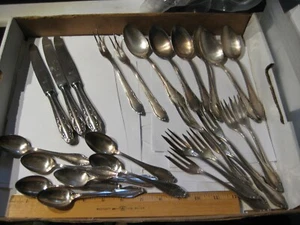 26 Vintage Flatware Pieces Silverplate Germany WELLNER Patent 90 30 - Picture 1 of 13