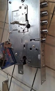 Cerradura de alta seguridad SECUREMME Securmap 2533 para puerta blindada - Imagen 1 de 13