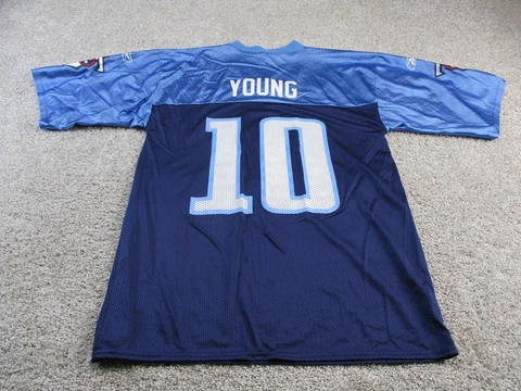 Reebok Mens Medium Blue Short Sleeve Tennessee Titans Vince Young #10 NFL Jersey Cover
