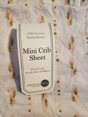 American Baby Co. Mini Jersey Crib Sheet NIP Pink/Gold Feathers - Image 1 of 3