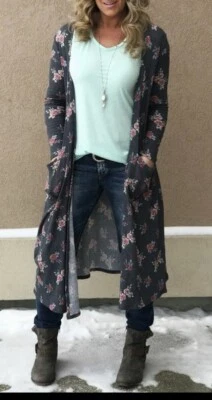 Cárdigan LuLaRoe L Sarah Plumero Grande Rosa Floral Gris Rojo Rosa Suéter Unicornio Foto 1 de 4