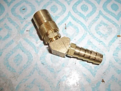 PARKER 1/4" X 3/8" PC226 UNVALVED PUSH-LOK HOSE HYDRAULIC COUPLER FITTING (DR4C1 - Image 1 of 4