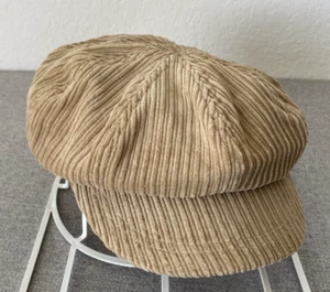 Gorra Trixie de gamuza tostada de noticiero Y2K retro años 2000 - Imagen 1 de 9