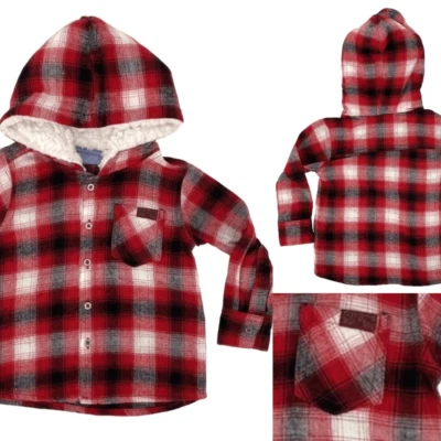 Franela con capucha forrada 7 para toda la humanidad 12 M Foto 1 de 4